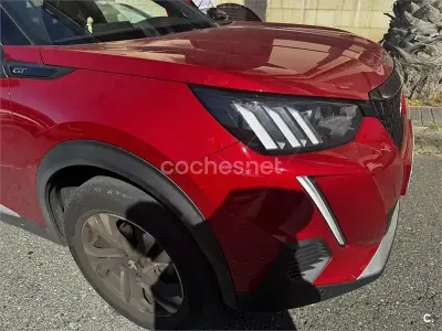 Usado Peugeot 2008 GT 130 HP (95 kW) 2023 Vermelho SUV