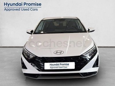 Usado Hyundai i20 100 CV (73 kW) 2025 Blanco Utilitario