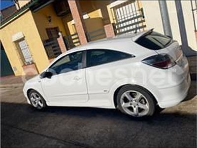 Usado Opel Astra GTC Sport 120 CV (88 kW) 2008 Blanco Berlina