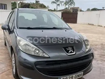 Begagnad Peugeot 207