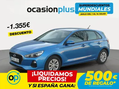 Usado Hyundai i30 120 CV (88 kW) 2017 Azul