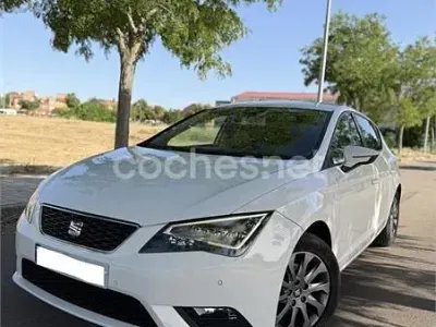 Usado Seat Leon I-Tech 105 CV (77 kW) 2015 Blanco Berlina