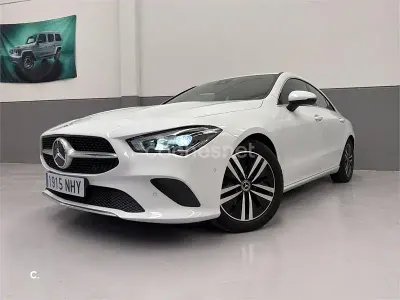 Usado Mercedes CLA180 122 CV (89 kW) 2019 Blanco Coupe