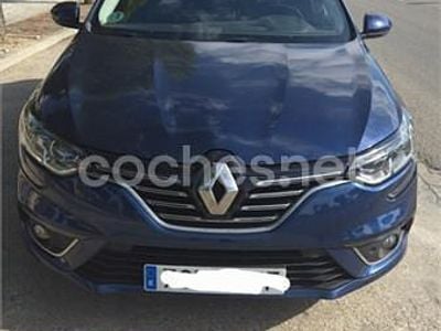 Usado Renault Mégane IV Bose Edition 115 CV (84 kW) 2019 Azul Berlina