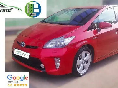 Usado Toyota Prius Executive 136 CV (100 kW) 2012 Rojo Berlina