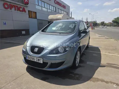 Usado Seat Toledo Sport 105 CV (77 kW) 2006 Verde Utilitario