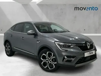 Usado Renault Arkana Techno 145 CV (106 kW) 2022 Gris SUV
