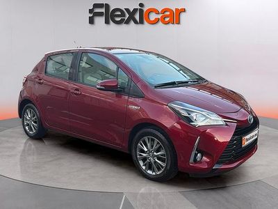 Usado Toyota Yaris Hybrid Advance 100 CV (73 kW) 2018 Burdeos Utilitario