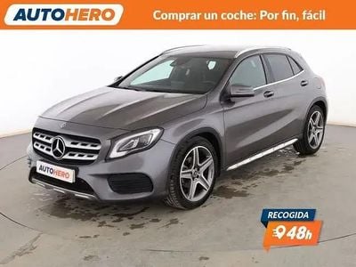 Usado Mercedes GLA200 AMG line 135 HP (99 kW) 2019 Cinzento SUV