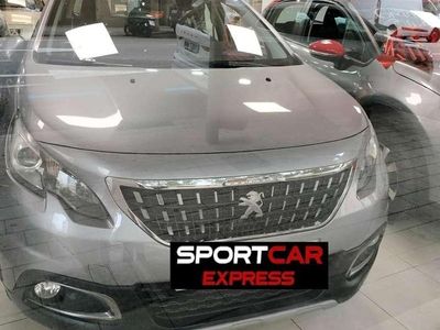 Gris Usado 2017 Peugeot 2008 Allure SUV | 12.000 € (Caro)