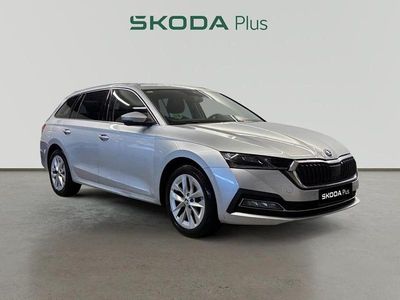 Gris plata Usado 2020 Skoda Octavia Style Familiar | 22.200 € (Precio justo)