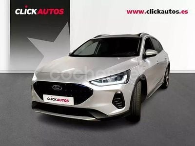 Gris / plata Usado 2024 Ford Focus Active Berlina | 19.800 € (Precio justo)