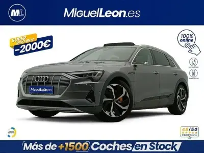 Usado Audi e-tron S-Line 300 kW (408 CV) 2021 Gris SUV