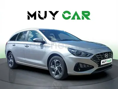 Usado Hyundai i30 116 HP (85 kW) 2021 Cinzento Carrinha