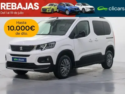 Usado Peugeot Rifter Allure 100 CV (73 kW) 2022 Blanco Monovolumen