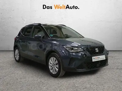 Usado Seat Arona Style 115 CV (84 kW) 2025 Gris / plata SUV