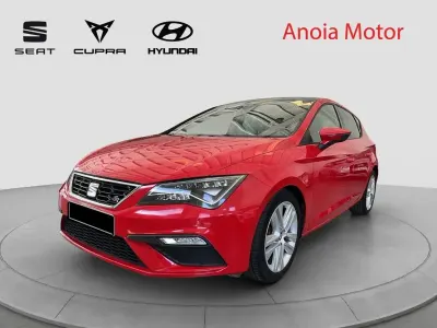 Usado Seat Leon FR 150 CV (110 kW) 2017 Rojo Berlina