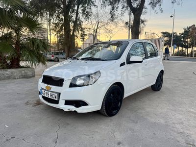 Usado Chevrolet Aveo LS 86 CV (63 kW) 2011 Blanco Berlina