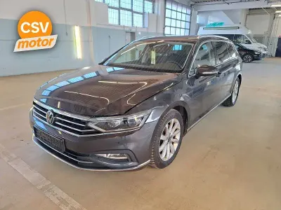 Usado VW Passat Executive 150 CV (110 kW) 2024 Gris / plata Familiar