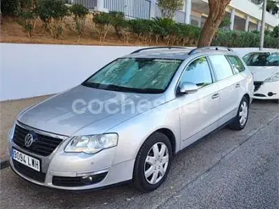 Usado VW Passat 140 CV (102 kW) 2008 Gris / plata Berlina