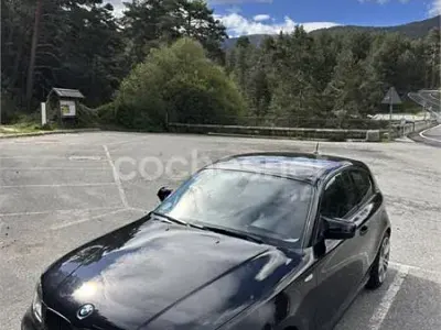 Usado BMW 118 143 CV (105 kW) 2011 Negro Utilitario