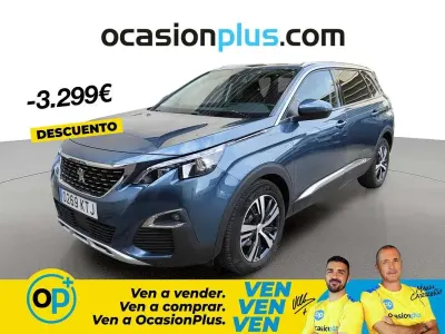 Usado Peugeot 5008 Allure 131 CV (96 kW) 2019 Azul SUV