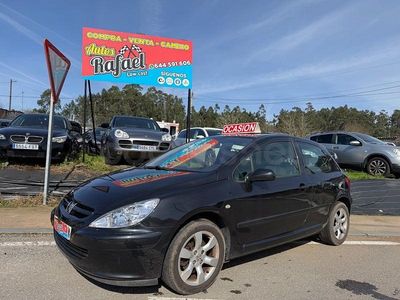 Usado Peugeot 307 110 CV (80 kW) 2002 Negro Berlina