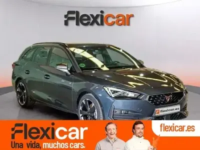 Usado Cupra Leon 190 HP (139 kW) 2023 Cinzento