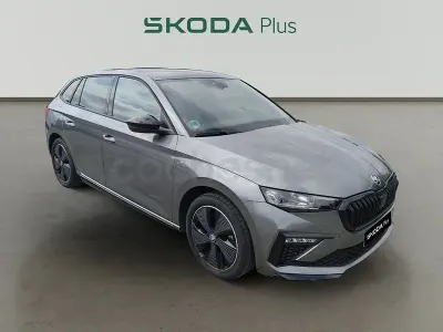 Usado Skoda Scala Monte Carlo 115 CV (84 kW) 2025 Gris / plata Utilitario