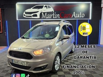 Usado Ford Tourneo Courier Ambiente 95 CV (69 kW) 2014 Beige Monovolumen