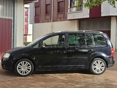 Usado VW Touran Highline 140 CV (102 kW) 2006 Negro Monovolumen