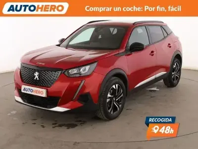 Usado Peugeot 2008 Allure 131 CV (96 kW) 2022 Rojo SUV