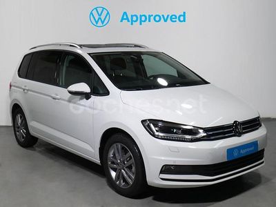 Blanco Nuevo 2025 VW Touran Monovolumen | 44.500 €