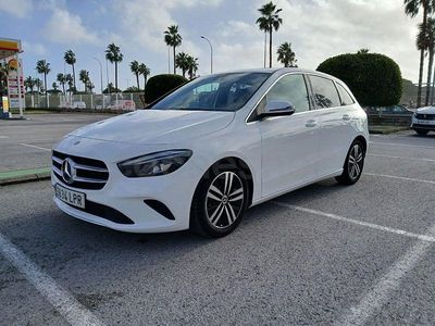 Usado Mercedes B180 116 CV (85 kW) 2021 Blanco Monovolumen
