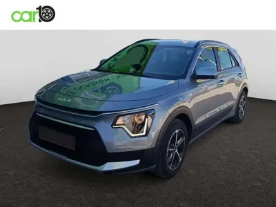 Usado Kia Niro 129 CV (94 kW) 2025 Gris SUV