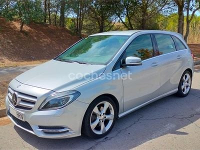 Mercedes B180