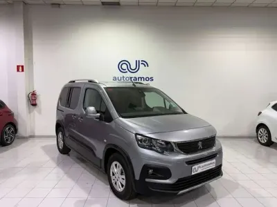 Usado Peugeot Rifter Allure 99 CV (72 kW) 2019 Gris Monovolumen