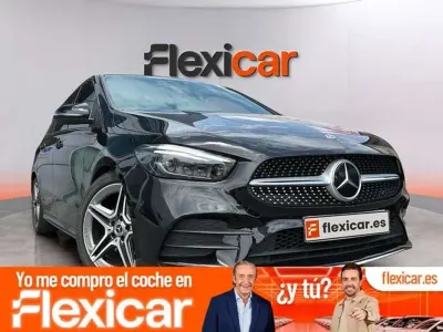 Usado Mercedes B200 150 CV (110 kW) 2020 Negro Utilitario