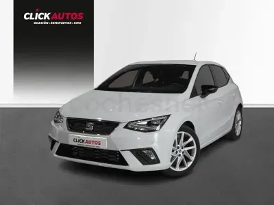 Usado Seat Ibiza FR 150 CV (110 kW) 2023 Blanco Utilitario