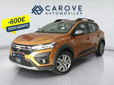 Usado Dacia Sandero Essentiel 91 CV (66 kW) 2023 Naranja Berlina