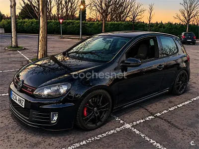 Usado VW Golf VI GTI 210 CV (154 kW) 2010 Negro Utilitario