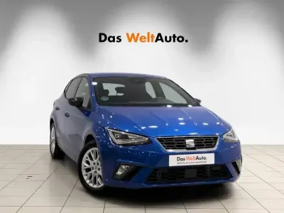 Usado Seat Ibiza FR 115 CV (84 kW) 2025 Azul Utilitario