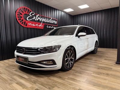 Usado VW Passat Executive 150 CV (110 kW) 2020 Blanco Familiar