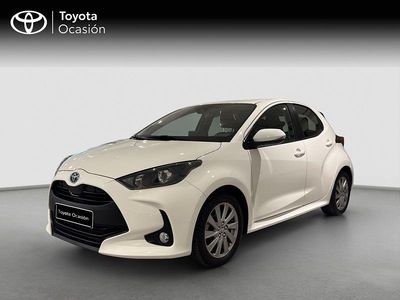 Usado Toyota Yaris Active 116 CV (85 kW) 2022 Blanco Utilitario