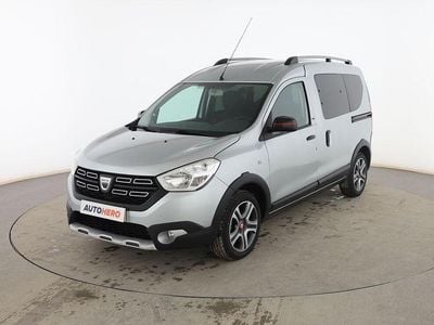Usado Dacia Dokker 131 CV (96 kW) 2019 Plata Monovolumen