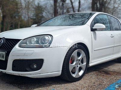 VW Golf V