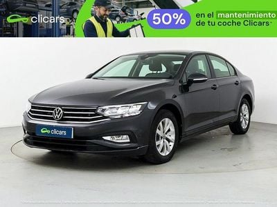 Usado VW Passat 150 CV (110 kW) 2021 Negro Berlina