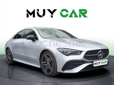 Usado Mercedes CLA200 163 CV (119 kW) 2024 Gris / plata Berlina