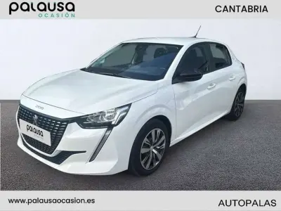 Usado Peugeot 208 Active 101 CV (74 kW) 2023 Blanco Utilitario