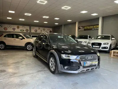 Usado Audi A4 Allroad 177 CV (130 kW) 2013 Negro Familiar